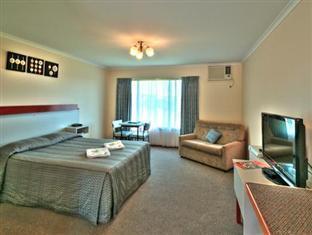 Views Motor Warragul
